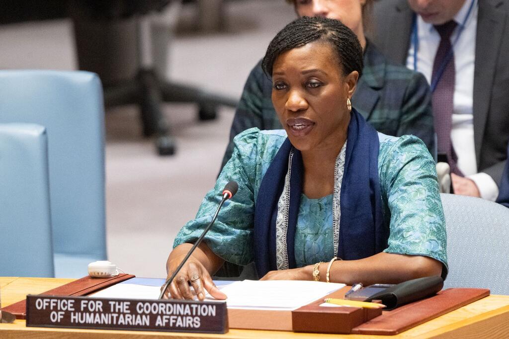 Edem Wosornu, directeur de la Division de la réponse aux crises du Bureau de la coordination des affaires humanitaires, informe le Conseil de sécurité sur la situation au Yémen.